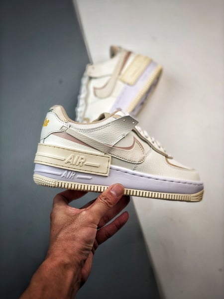 Air Force 1 Shadow Cha com Leite - Vista 7