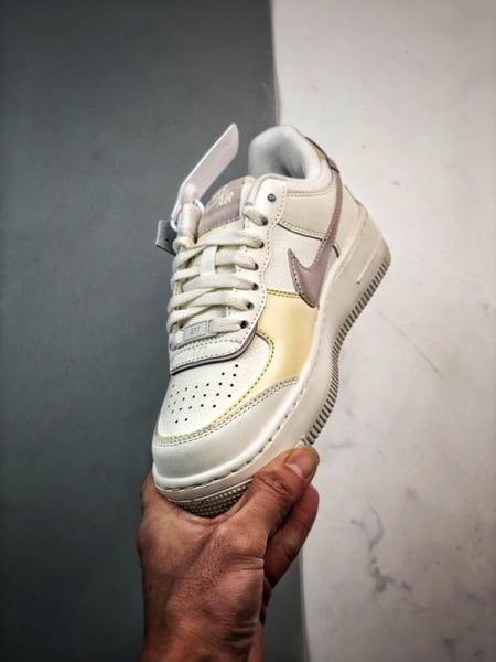 Air Force 1 Shadow Bege Branco e Roxo - Vista 5