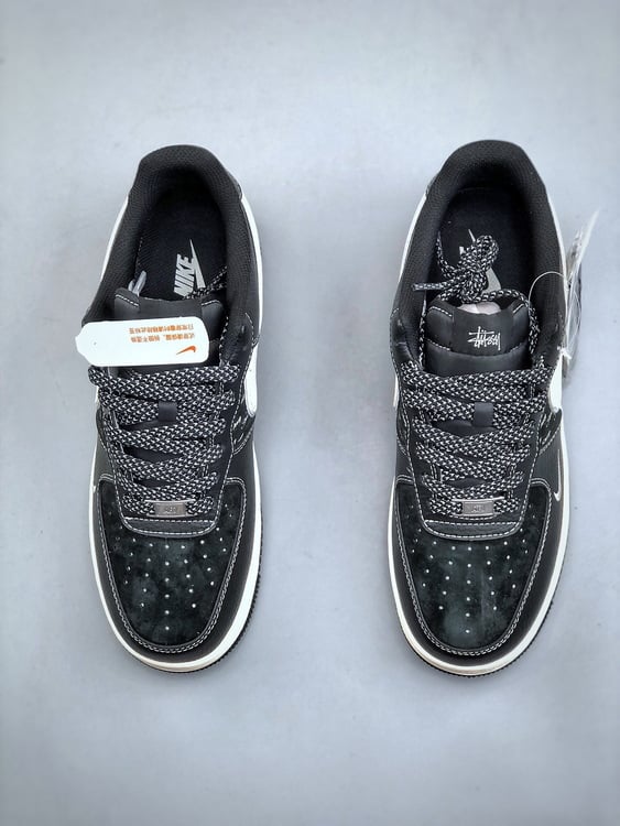 Air Force 1 '07 Low Colaboração Stüssy Branco e Preto - Vista 6
