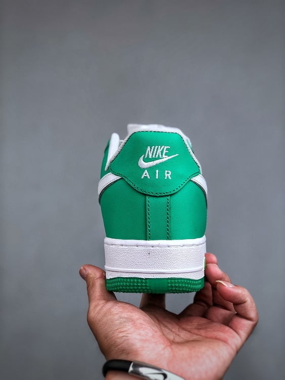 Air Force 1 '07 Low Ciano e Jade - Vista 3
