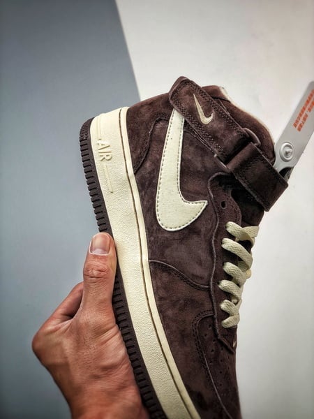 Air Force 107 Mid Chocolate e Marrom Camurca - Vista 3