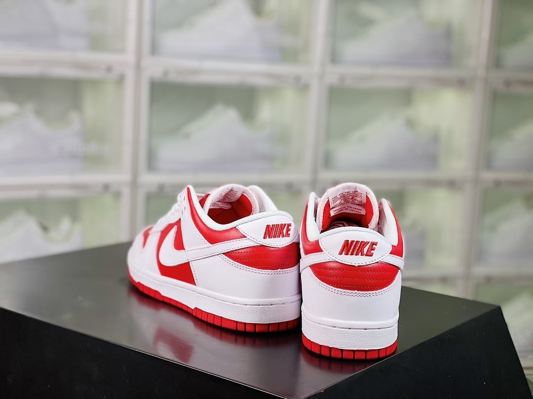 NK Dunk Low Retro SP 'Kentucky' - Vista 3