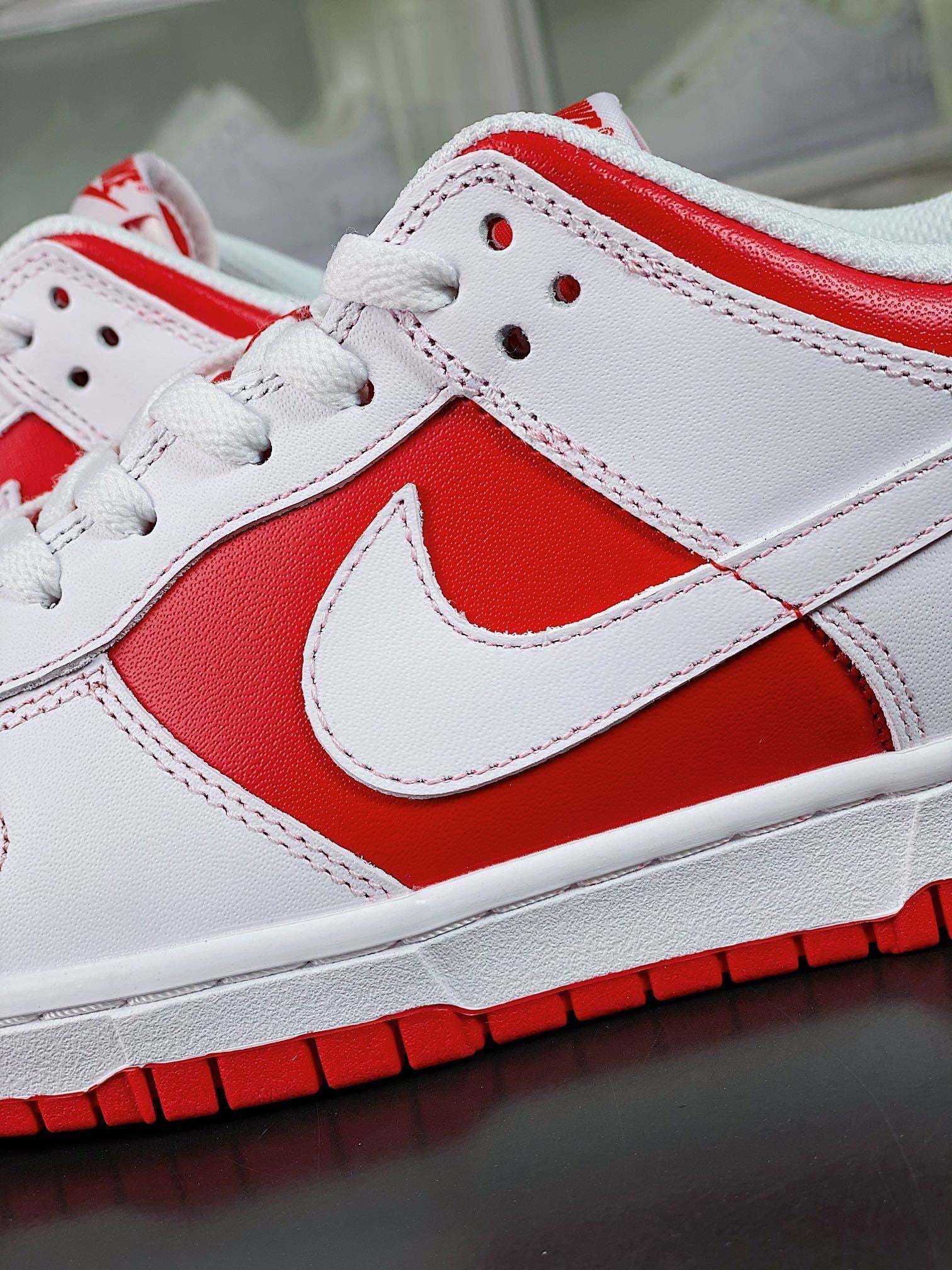 NK Dunk Low Retro SP 'Kentucky' - Vista 7