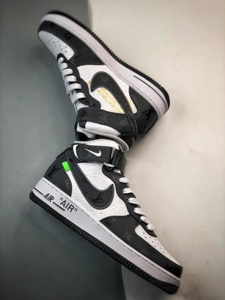 LV x NK Air Force 1 Mid Branco e Preto - Vista 6