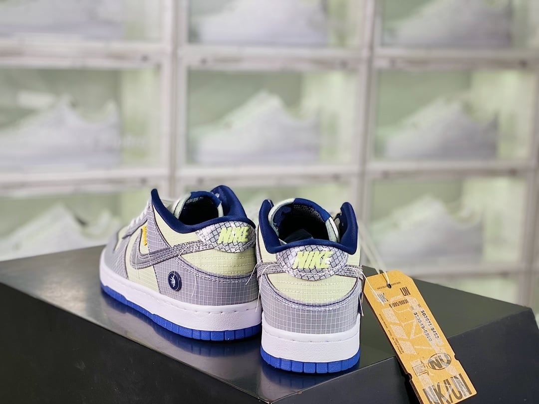 NK SB Dunk Low Colaboração - Vista 3