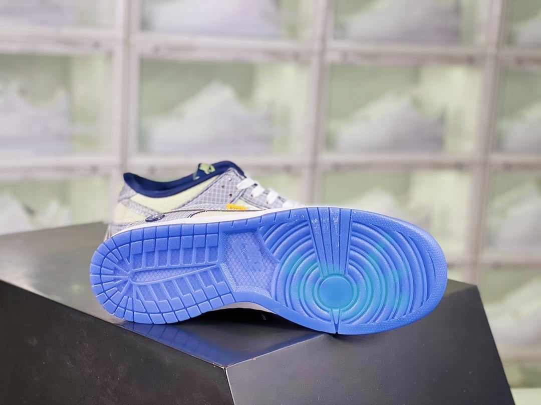 NK SB Dunk Low Colaboração - Vista 4