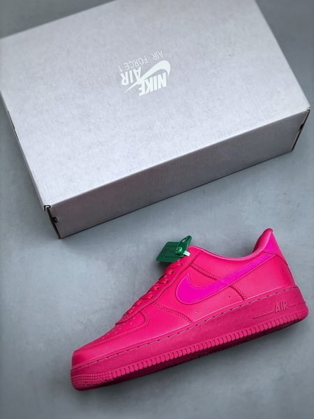 Nike Air Force 1 Low 07 Rosa Vibrante - Vista 4