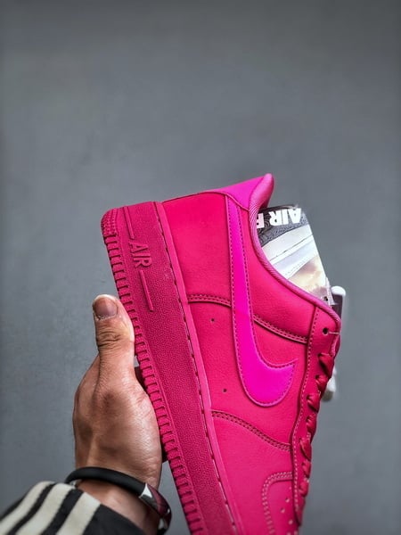 Nike Air Force 1 Low 07 Rosa Vibrante - Vista 6