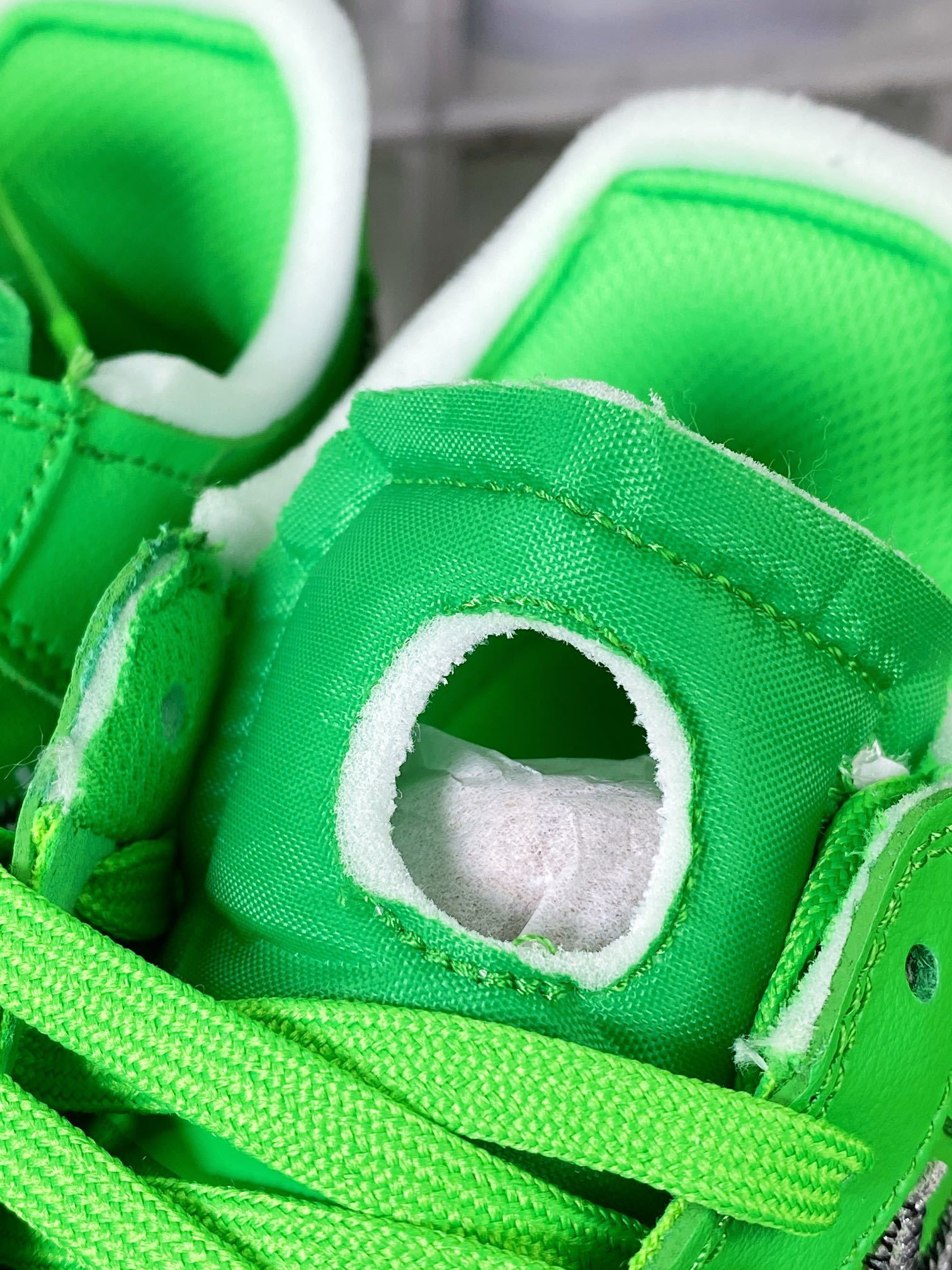 Nike OW Verde Claro com Prata Hook - Vista 7