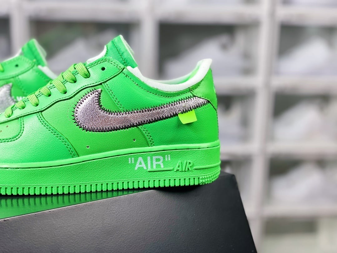 Nike OW Verde Claro com Prata Hook - Vista 9