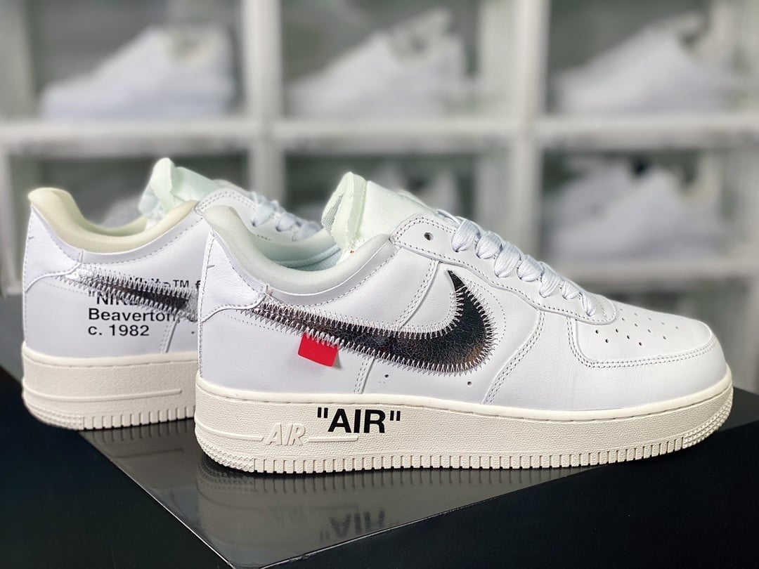 Nike OW Branco com Prata Hook - Vista 2