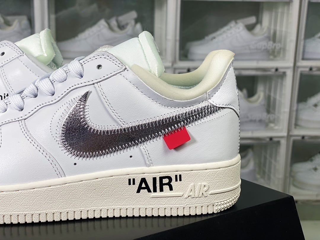 Nike OW Branco com Prata Hook - Vista 9