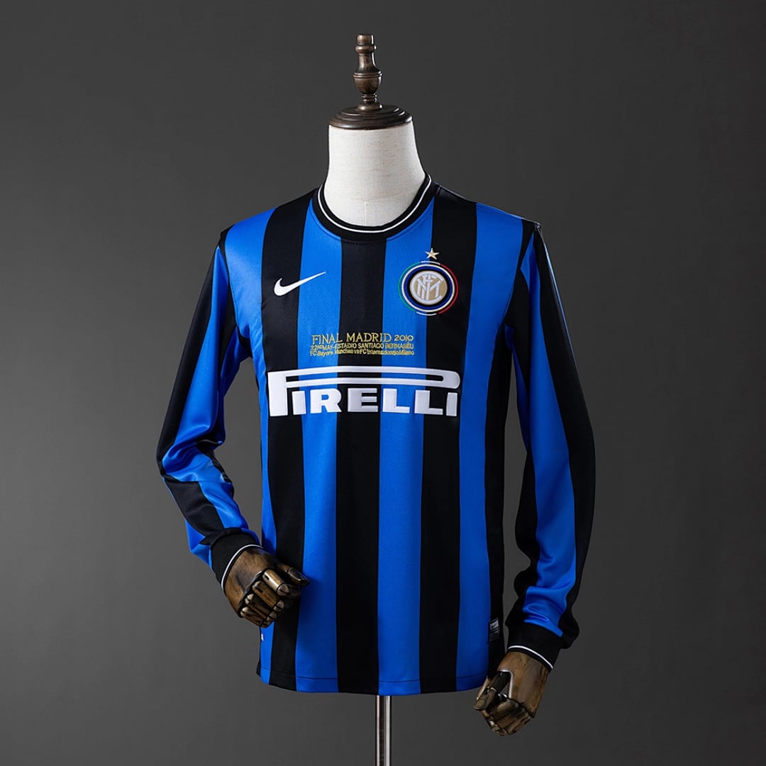 Camisola Principal do Inter Milan 2009/2010 Champions League (Retro) - Vista 1