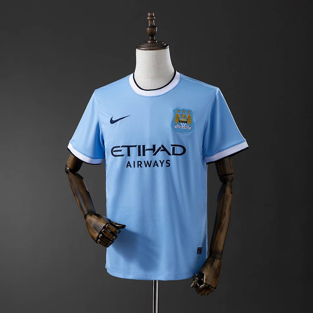 Camisola Principal do Manchester City 2013/2014 (Retro)