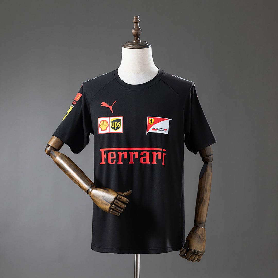 T-Shirt Ferrari F1 Preto 2025 - Vista 1