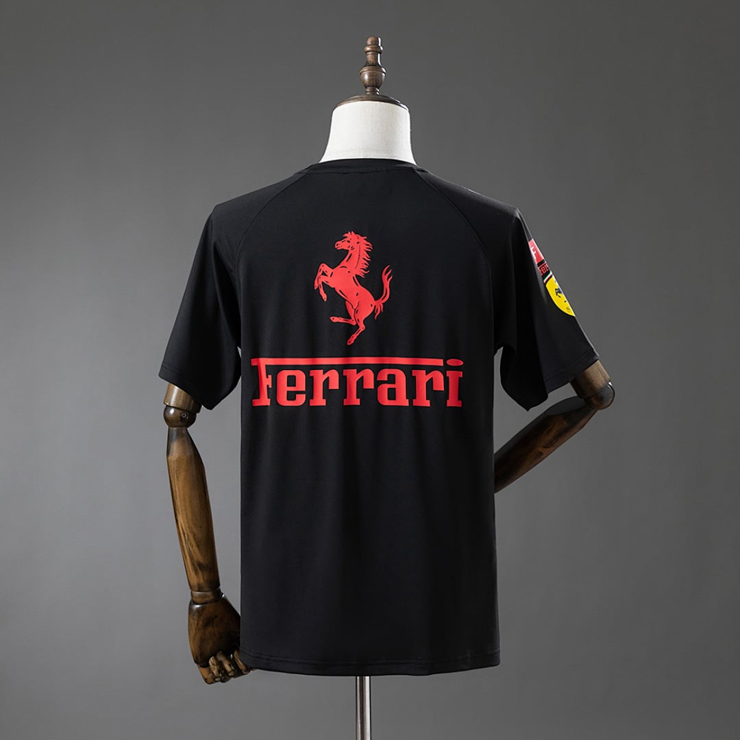 T-Shirt Ferrari F1 Preto 2025 - Vista 2