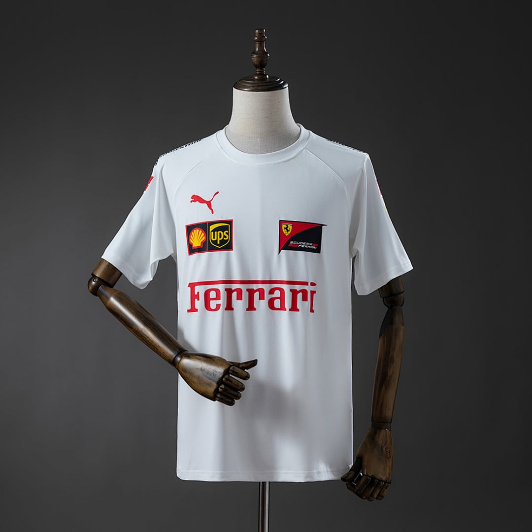 T-Shirt Ferrari F1 Branco 2025 - Vista 1