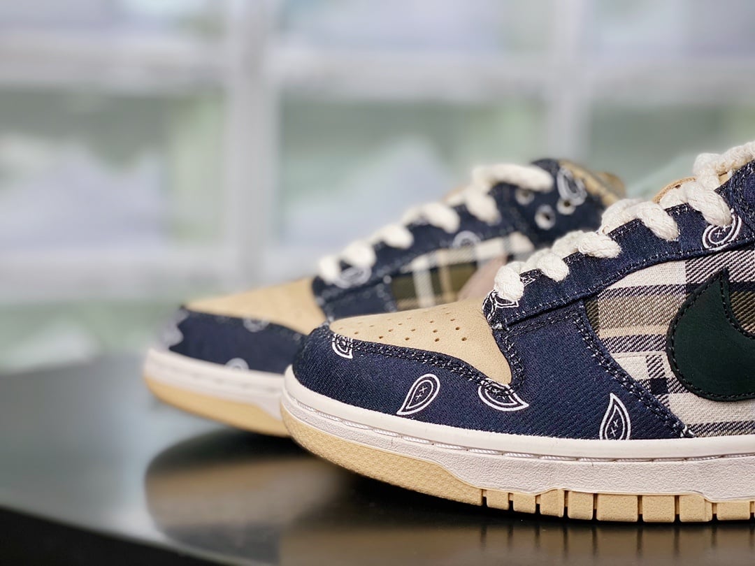 NK Dunk Low TS Colab Cashew Preto, Branco e Terra - Vista 8