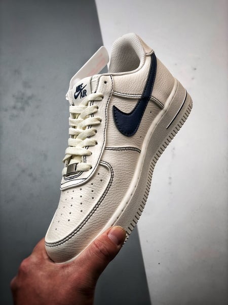 Vlone x Air Force 1 Low Bege e Azul - Vista 5