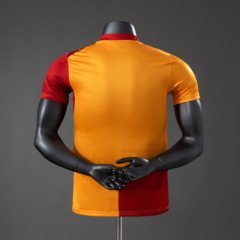 Camisola Galatasaray 2026/2027 Principal Versão Jogador - Vista 2
