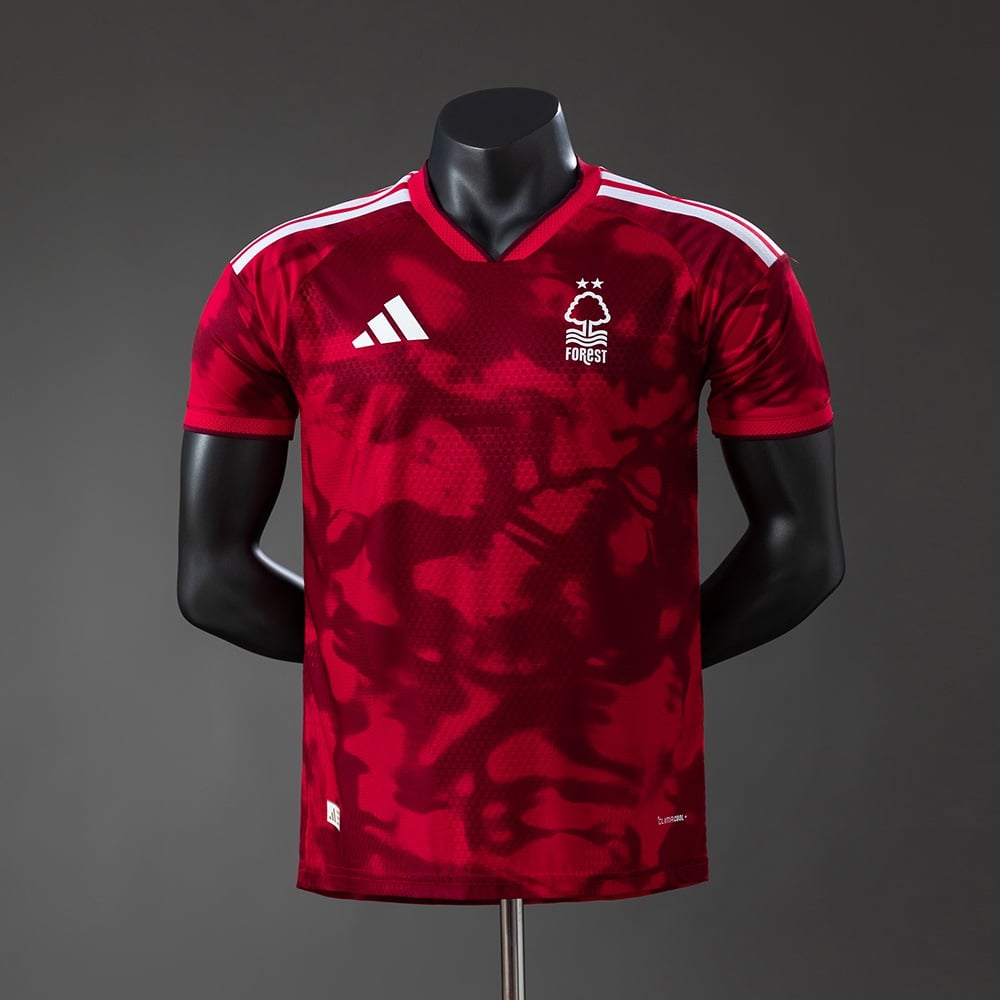 Camisola Nottingham Forest 2026/2027 Principal - Versão Jogador - Vista 1