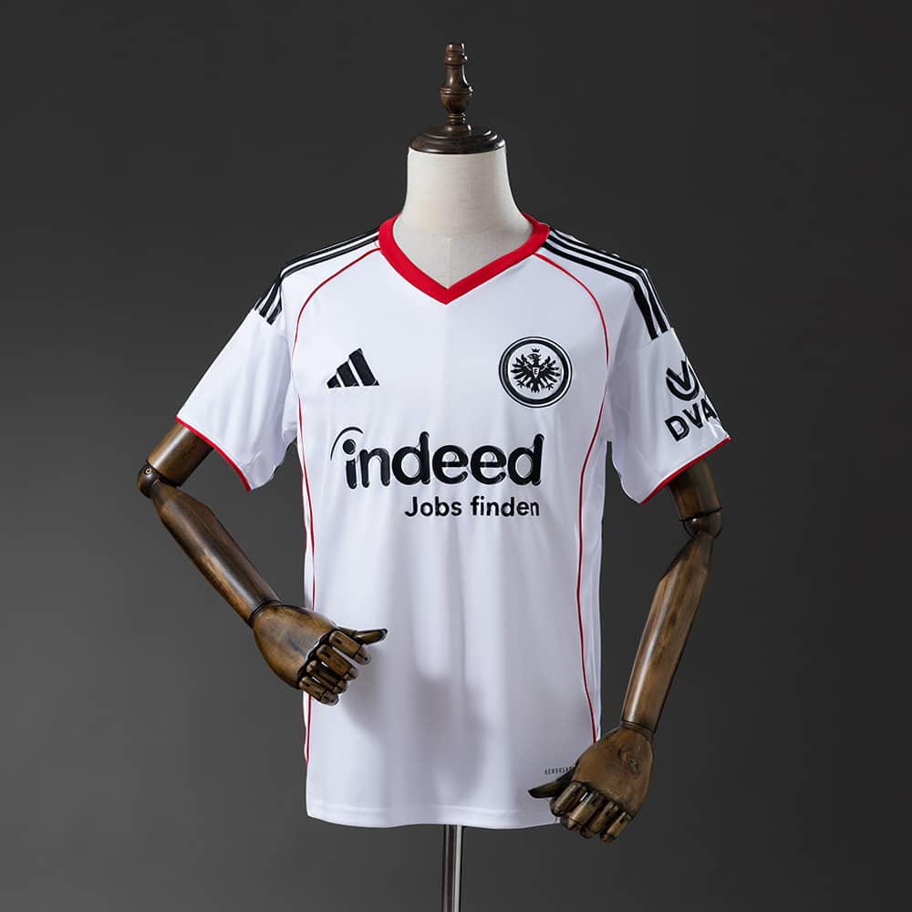 Camisola Principal Eintracht Frankfurt 2025/2026
