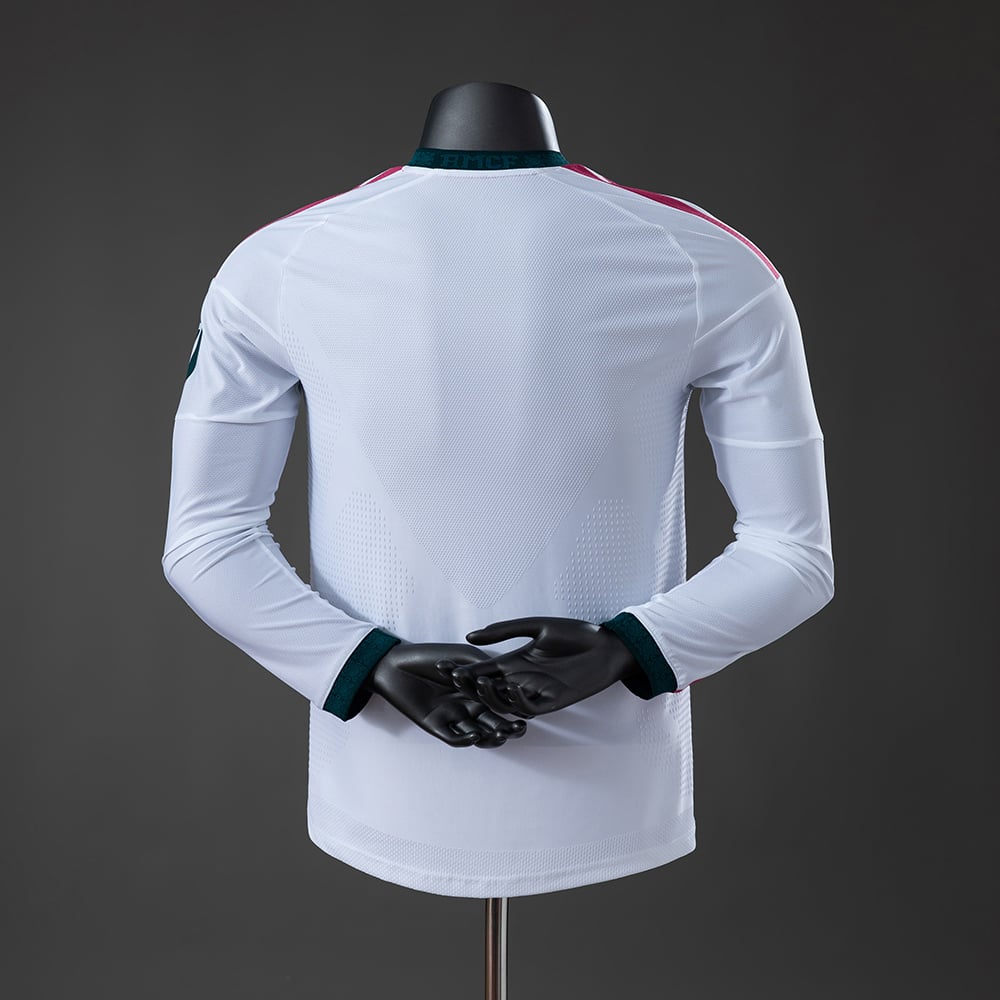 Camisola Real Madrid 2026/2027 Principal Versão Jogador Manga Comprida - Vista 2