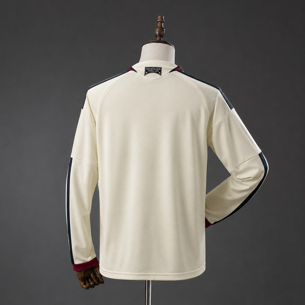 Camisola Manchester United 2026/2027 Terceiro Equipamento Manga Comprida - Vista 2