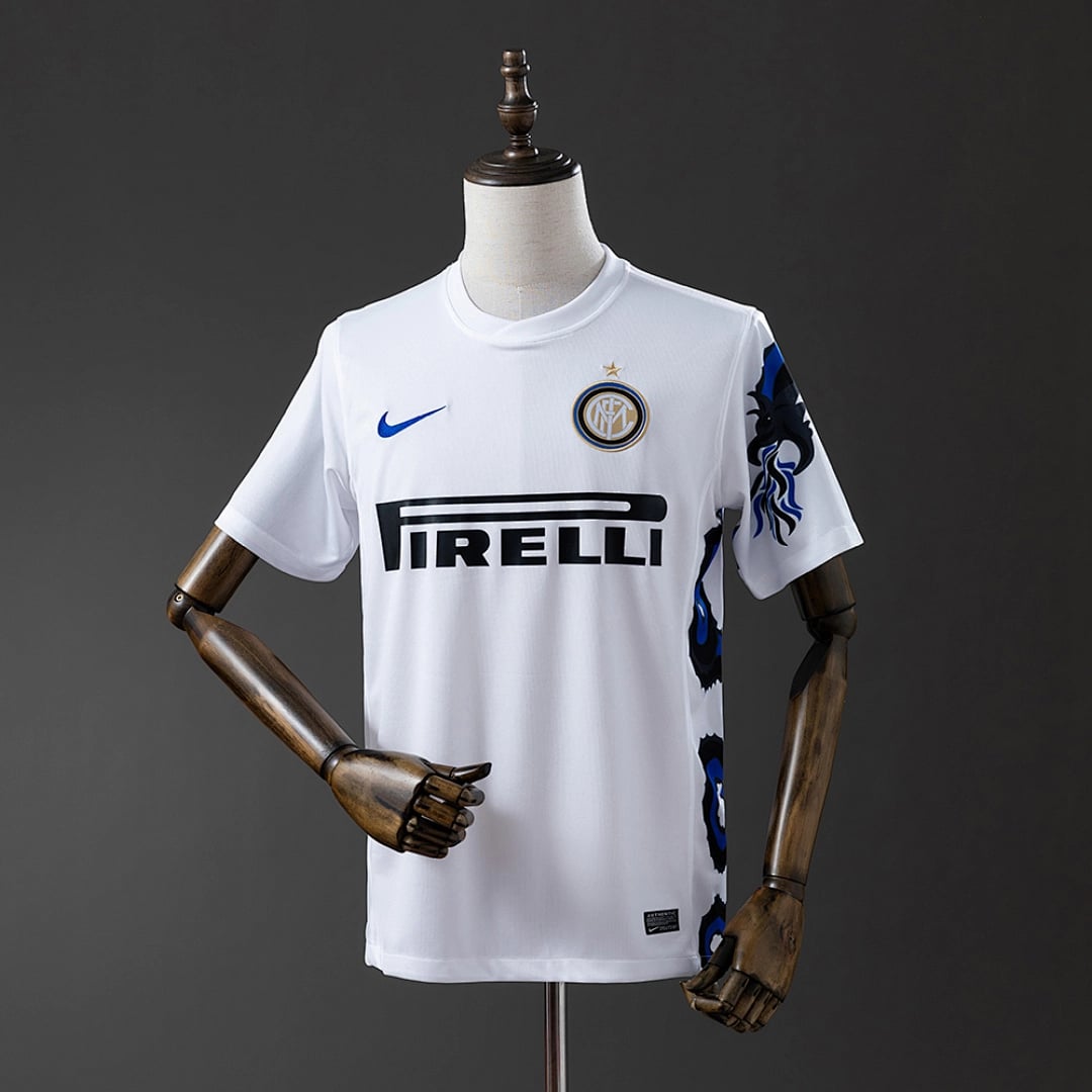 Camisola Alternativa do Inter Milan 2010/2011 (Retro) - Vista 1