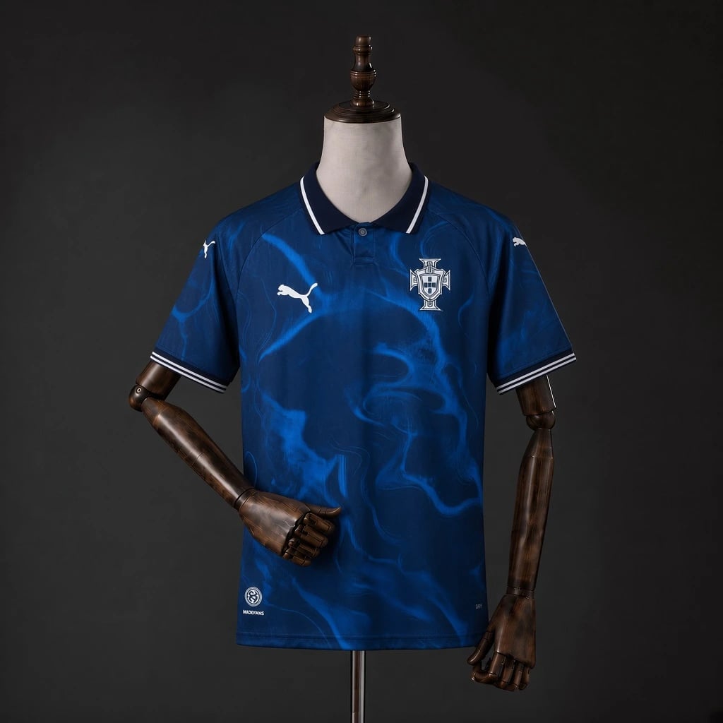 Camisola Portugal 2026 - Edição Especial Ondas Azul Marinho - Vista 1