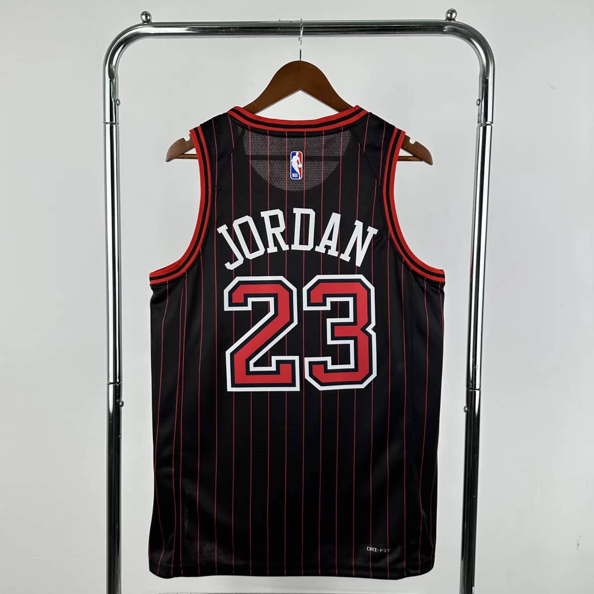 Camisola NBA Chicago Bulls Statement Edition 2025/26 - Michael Jordan #23