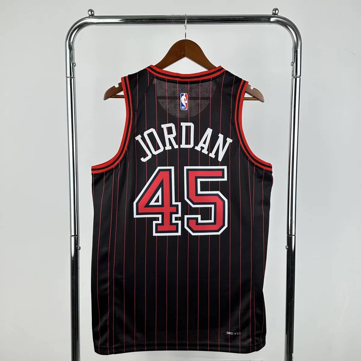 Camisola NBA Chicago Bulls Statement Edition 2025/26 - Michael Jordan #45