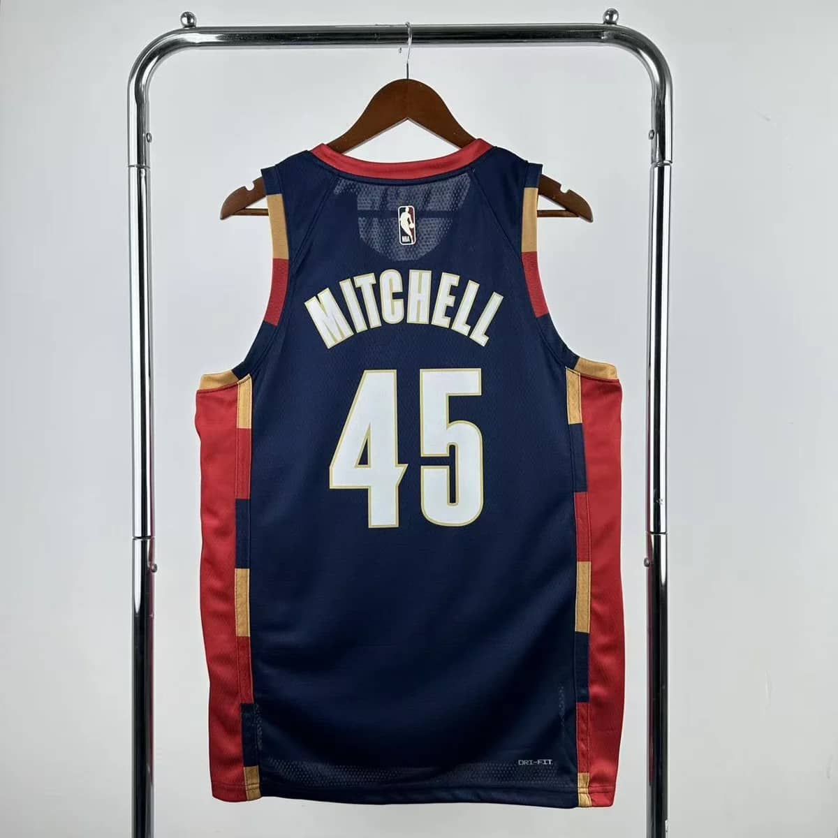 Camisola NBA Cleveland Cavaliers Classic Edition 2025/26 - Donovan Mitchell #45