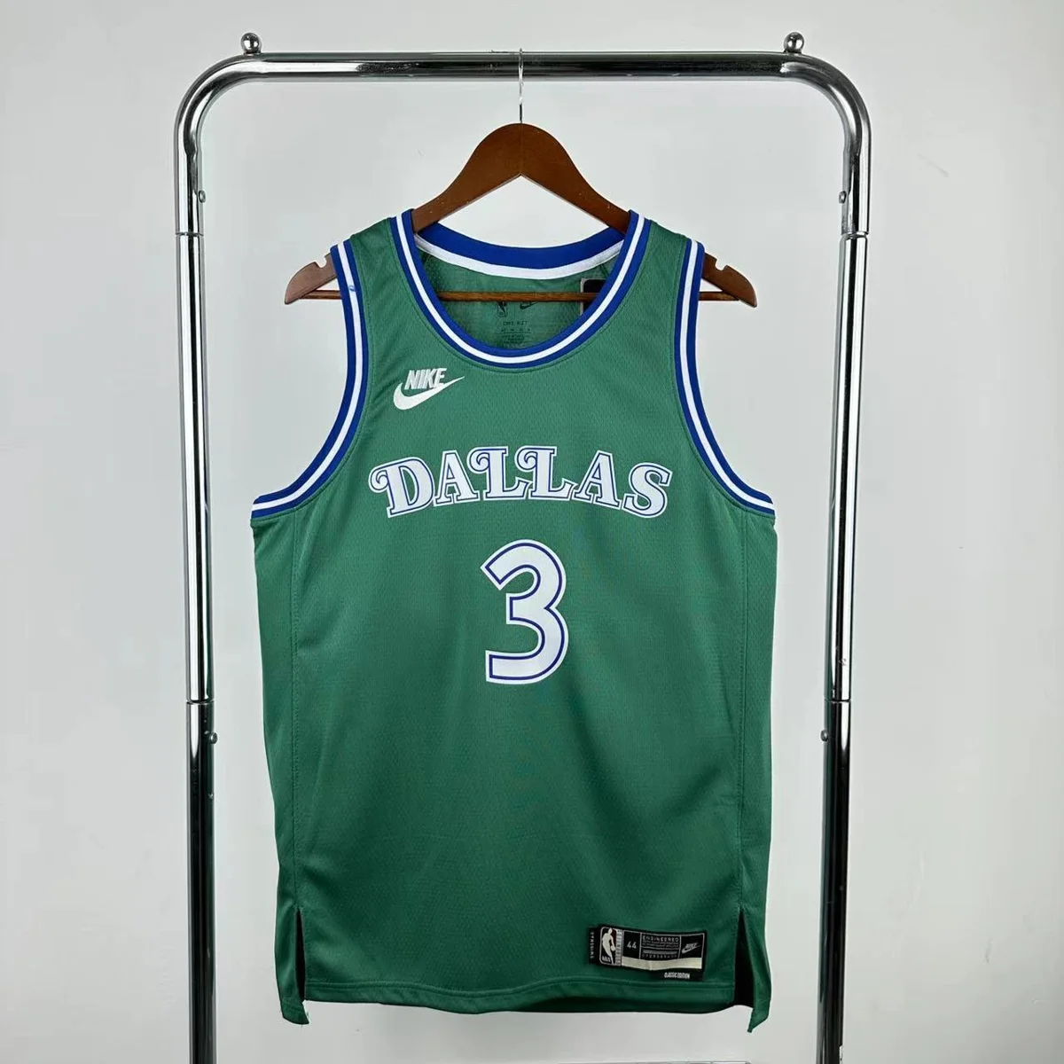 Camisola NBA Dallas Mavericks Classic Edition Verde 2025/26 - Anthony Davis #3 - Vista 2