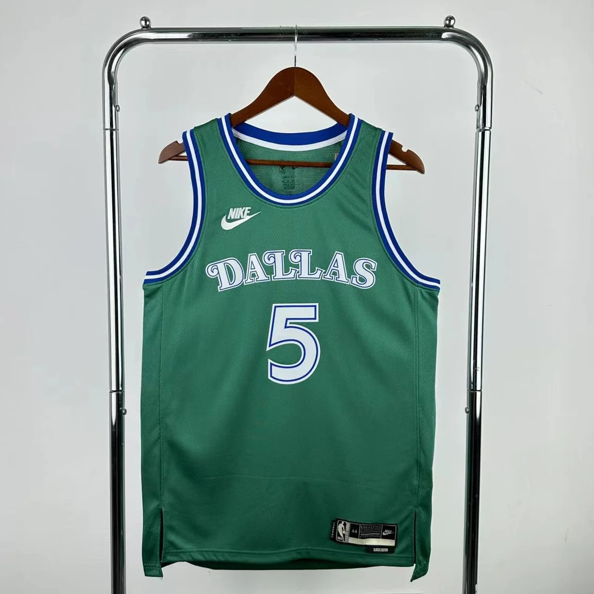 Camisola NBA Dallas Mavericks Classic Edition Verde 2025/26 - D'Angelo Russell #5 - Vista 2