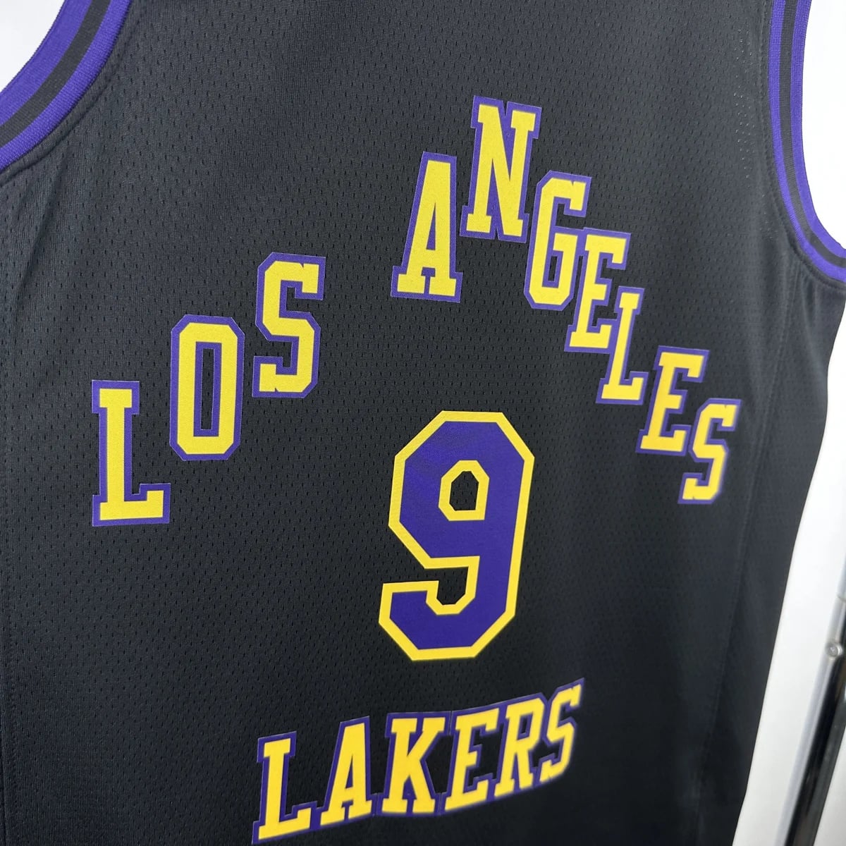 Camisola NBA Los Angeles Lakers City Edition 2025/26 - Bronny James #9 - Vista 3