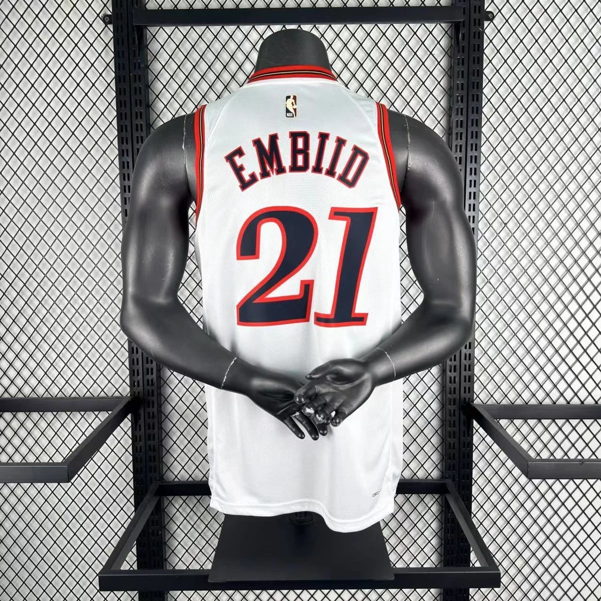Camisola NBA Philadelphia 76ers Classic Edition Branca 2025/26 - Joel Embiid #21 - Vista 1