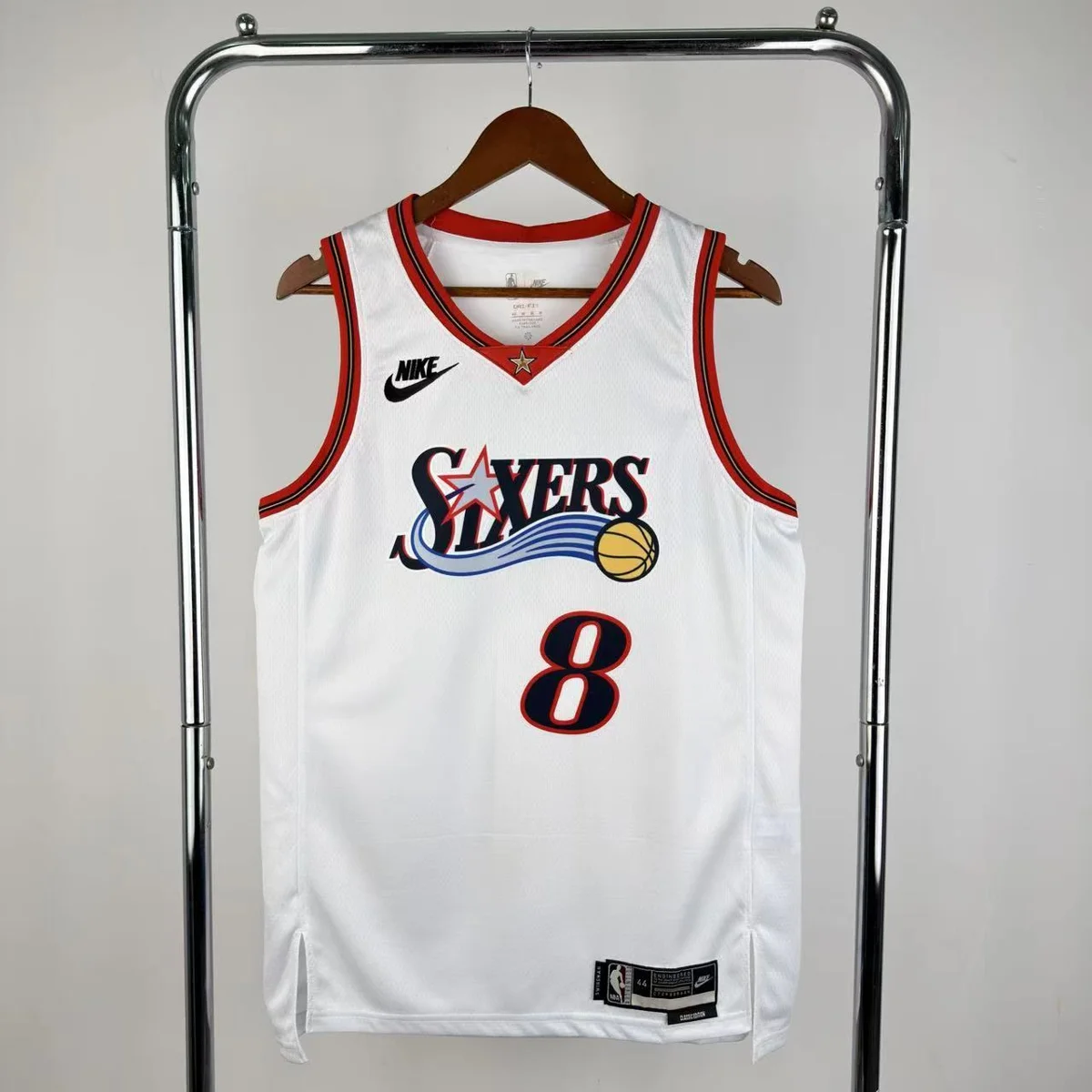 Camisola NBA Philadelphia 76ers Classic Edition Branca 2025/26 - Paul George #8 - Vista 2