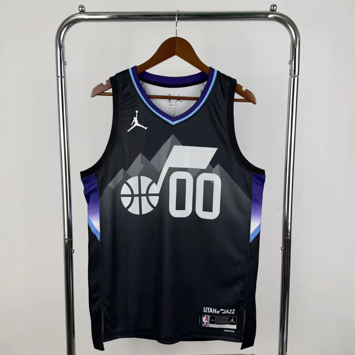 Camisola NBA Utah Jazz 2025/26 - Jordan Clarkson #00 - Vista 3