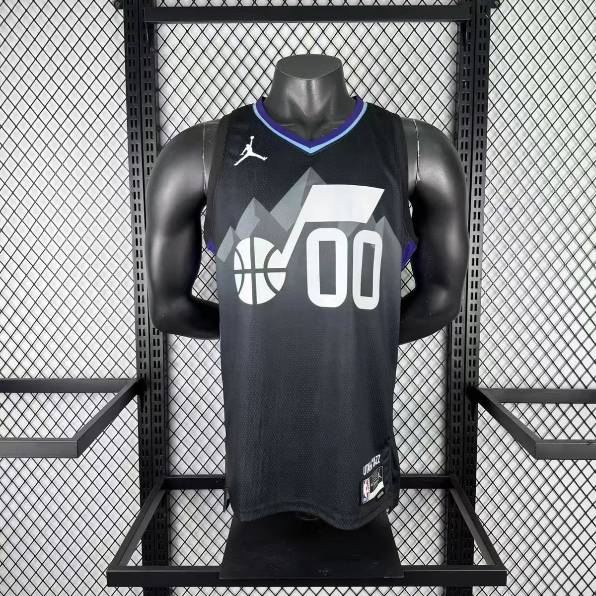 Camisola NBA Utah Jazz 2025/26 - Jordan Clarkson #00 - Vista 2