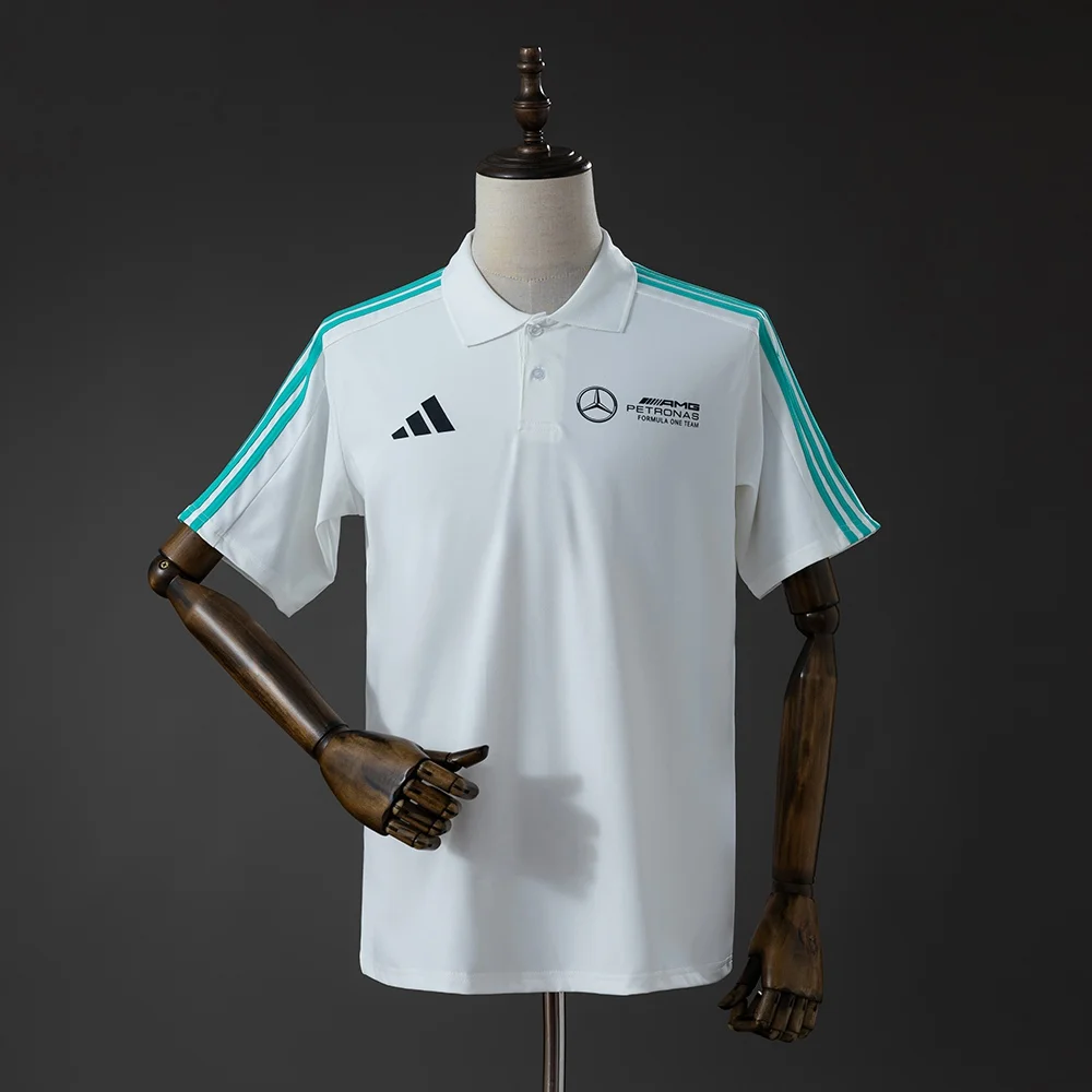 Polo Mercedes-AMG F1 Branco 2026 - Vista 1